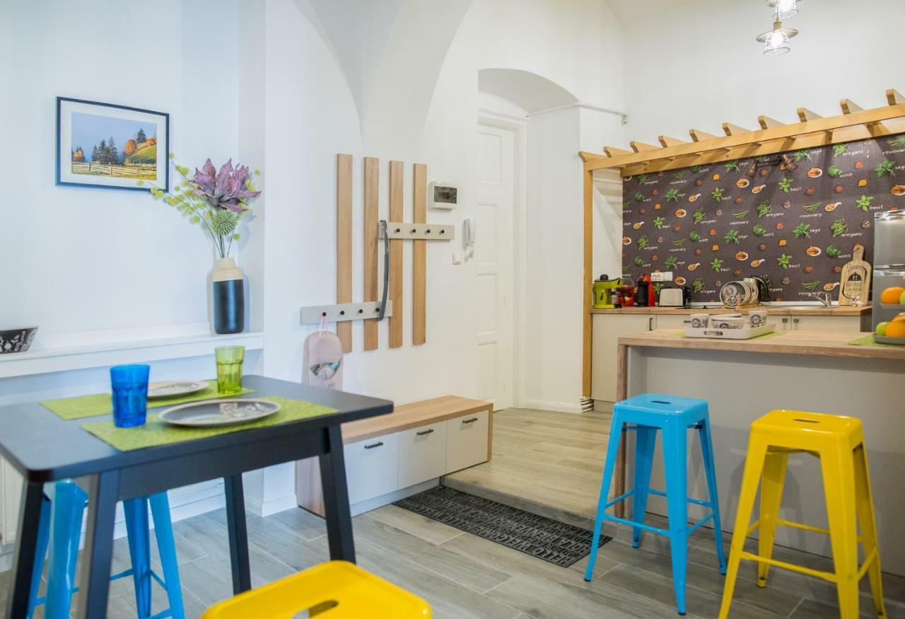 City Light Apartment Τιμισοάρα Εξωτερικό φωτογραφία