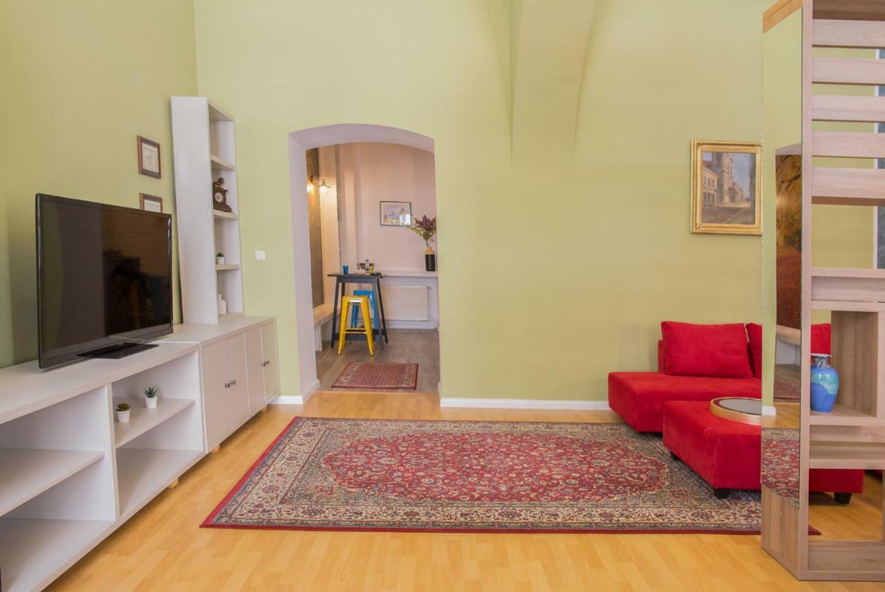 City Light Apartment Τιμισοάρα Εξωτερικό φωτογραφία
